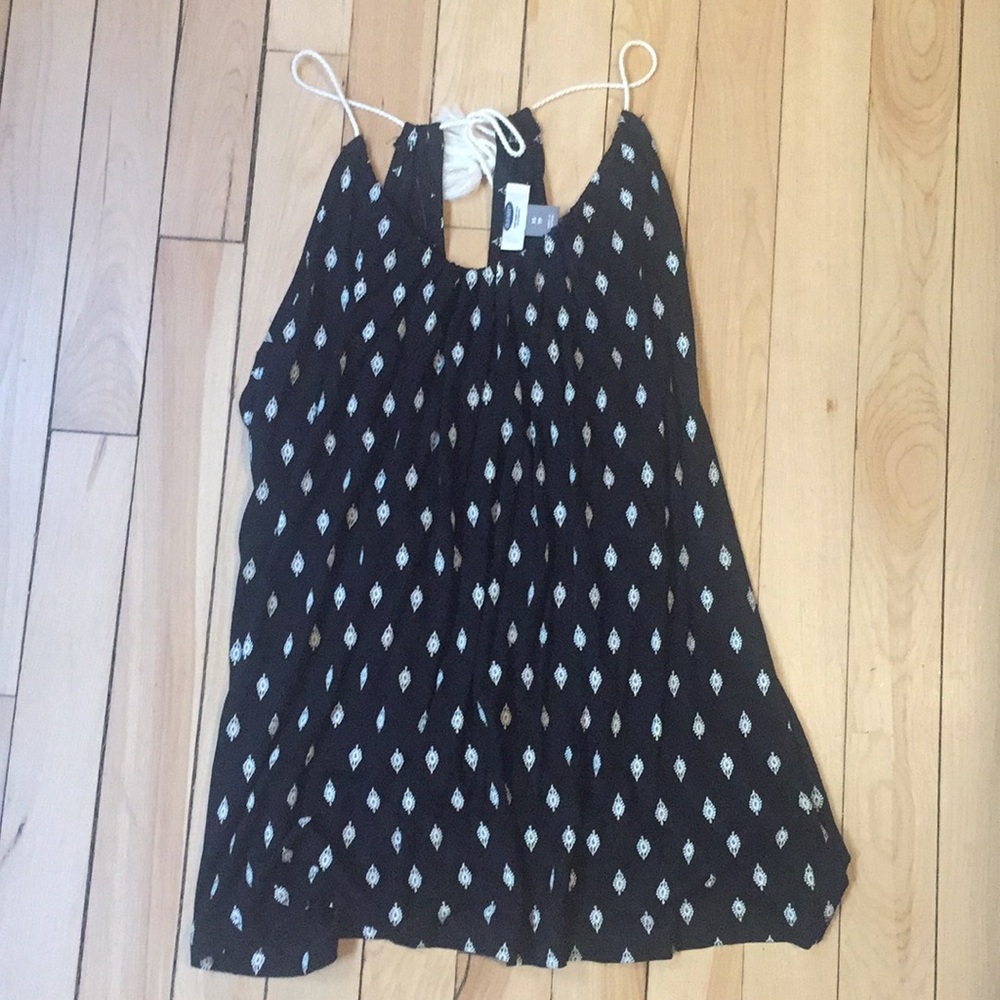 Women’s Relaxed Swing Top